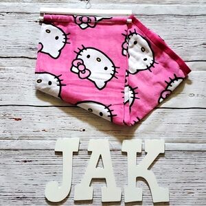 🆕️ SANRIO HELLO KITTY PINK TOWEL 💕